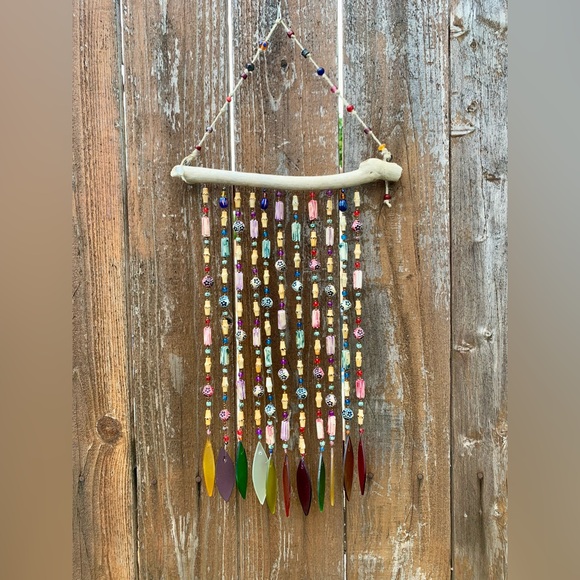 NEW! Rainbow Glass Wind Chime Sun Catcher Mobile Retro Floral Beads & Driftwood - Picture 11 of 11